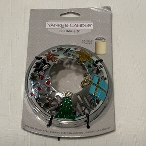 Yankee Candle Illuma-Lid Candle Topper Christmas